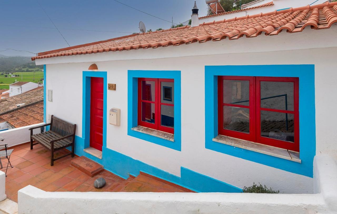 Hillside 2 Aljezur Old Town ξενώνας Εξωτερικό φωτογραφία